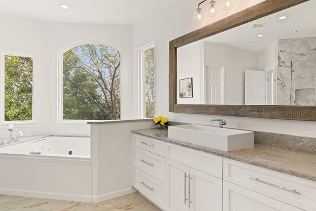 7204 Cielo Azul PASS, Austin, TX 78732