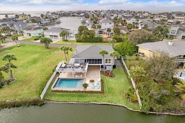 14021 Grambo Boulevard, Galveston, TX 77554