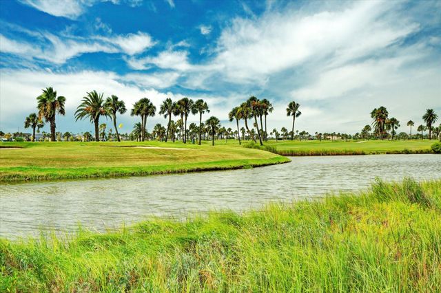 14021 Grambo Boulevard, Galveston, TX 77554