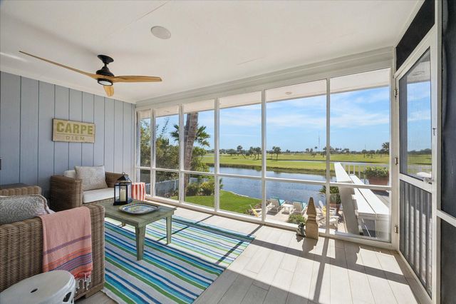 14021 Grambo Boulevard, Galveston, TX 77554