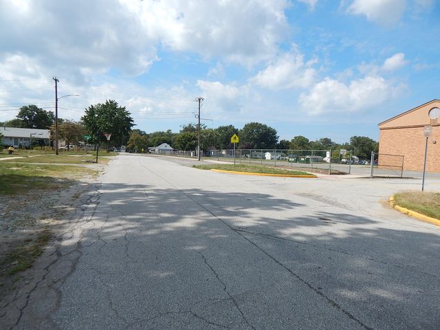1009 W Coolspring Avenue, Michigan City, IN 46360
