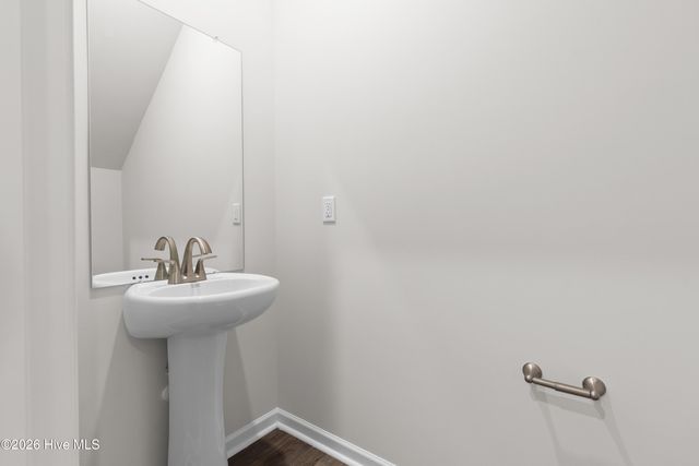 906 Lanyard Lane, New Bern, NC 28560