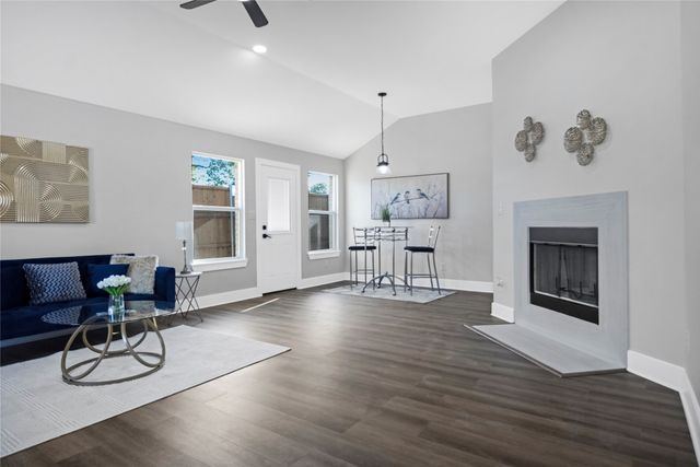 1433 Norwood Drive, Hurst, TX 76053