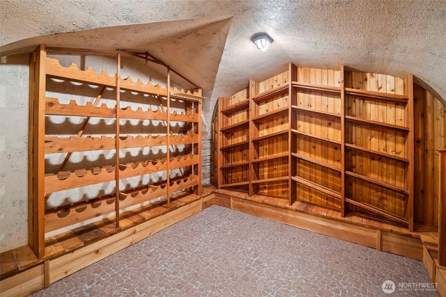 2812 204th Avenue Ct, Lake Tapps, WA 98391