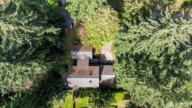 2812 204th Avenue Ct, Lake Tapps, WA 98391