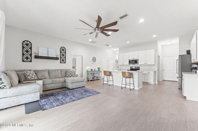 86186 TRANQUIL Court, Yulee, FL 32097
