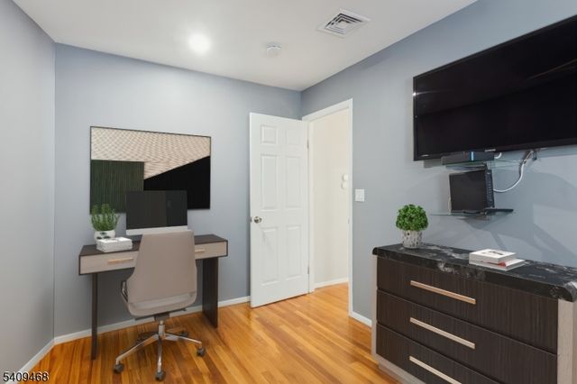 16 Canterbury Dr, Scotch Plains Twp., NJ 07076