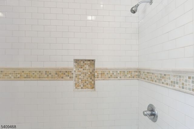 16 Canterbury Dr, Scotch Plains Twp., NJ 07076