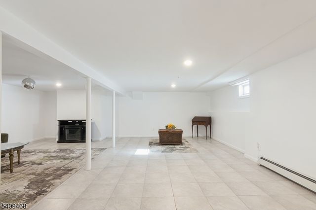 16 Canterbury Dr, Scotch Plains Twp., NJ 07076