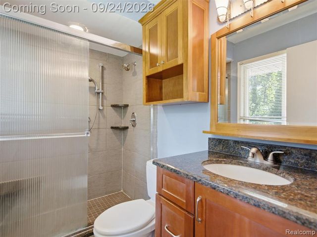 4430 Queens Way, Bloomfield Hills, MI 48304