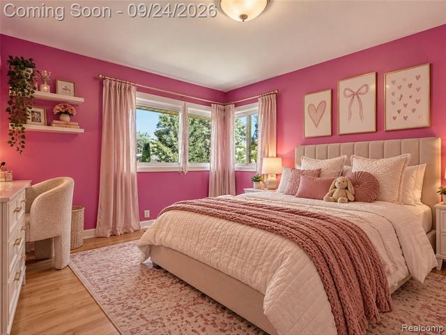 4430 Queens Way, Bloomfield Hills, MI 48304