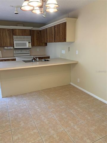 2602 7TH COURT 15, Palm Harbor, FL 34684