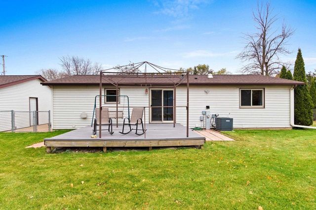 W6672 CEDAR DRIVE, Greenville, WI 54942