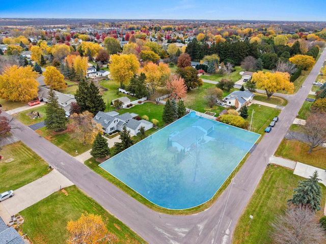 W6672 CEDAR DRIVE, Greenville, WI 54942