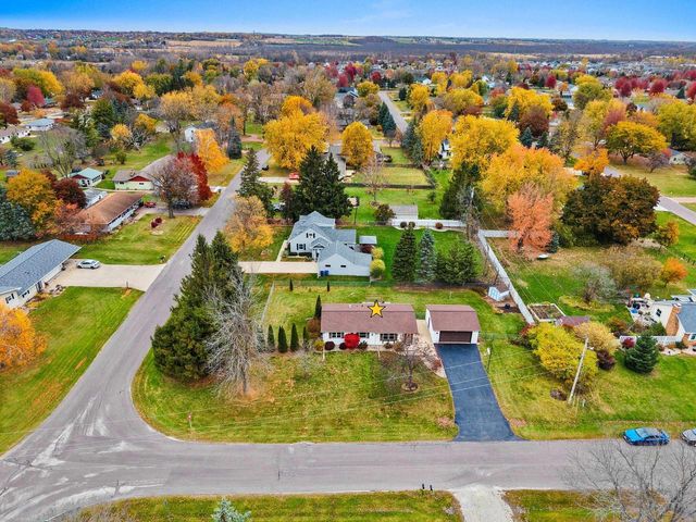 W6672 CEDAR DRIVE, Greenville, WI 54942