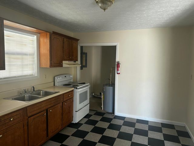 462 Bussey Avenue, Thomson, GA 30824