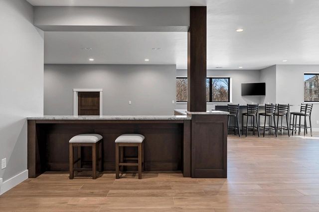 2011 LABYRINTH LANE, De Pere, WI 54115