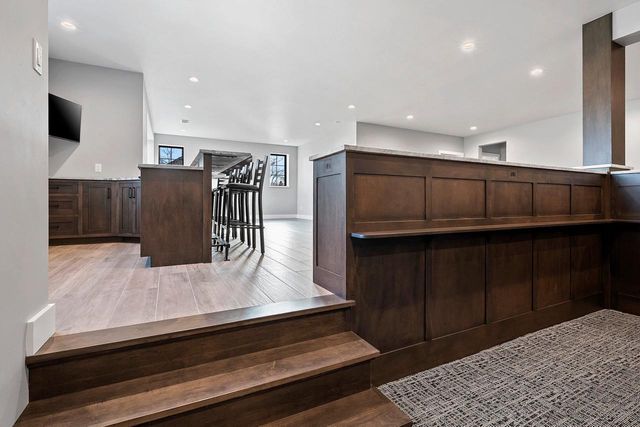 2011 LABYRINTH LANE, De Pere, WI 54115