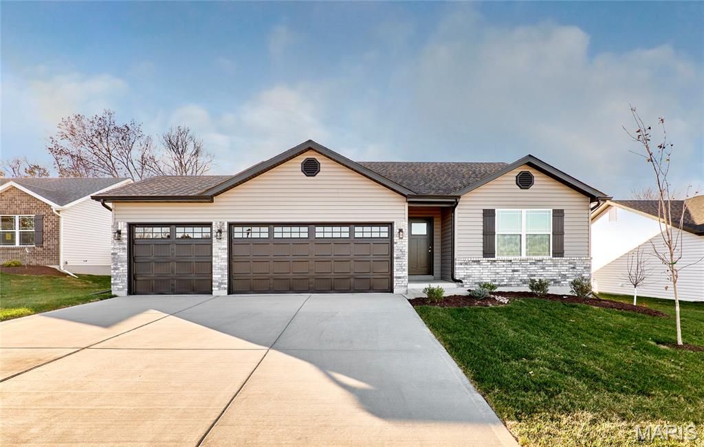 1175 Marathon Drive, Foristell, MO 63348