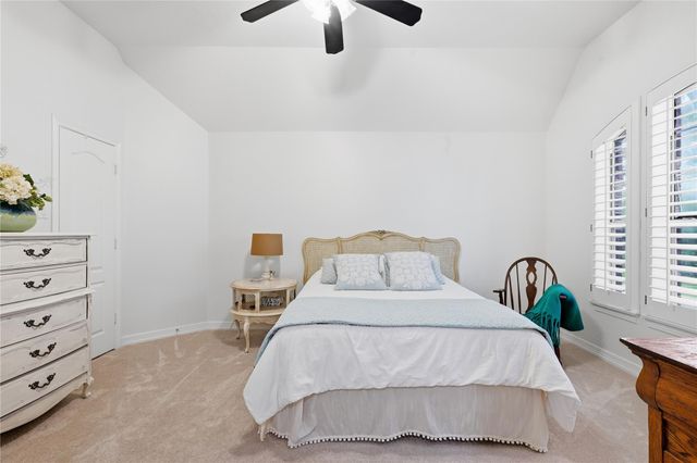 10111 Earlington Manor Drive, Spring, TX 77379