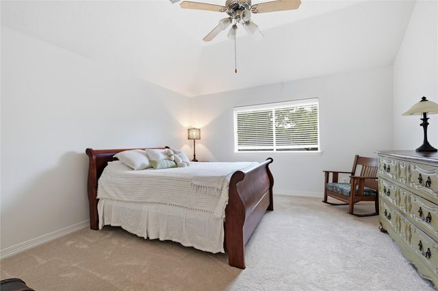 10111 Earlington Manor Drive, Spring, TX 77379