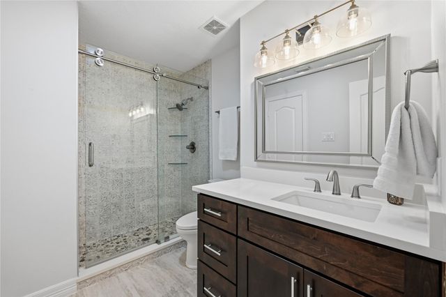 10111 Earlington Manor Drive, Spring, TX 77379