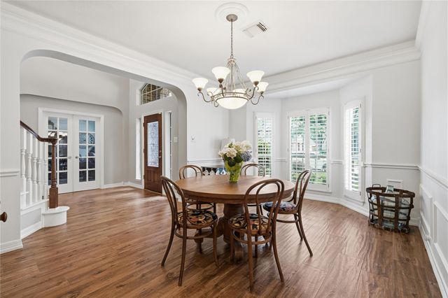 10111 Earlington Manor Drive, Spring, TX 77379