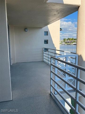 4530 Gulf Shore BLVD N 2-112, Naples, FL 34103