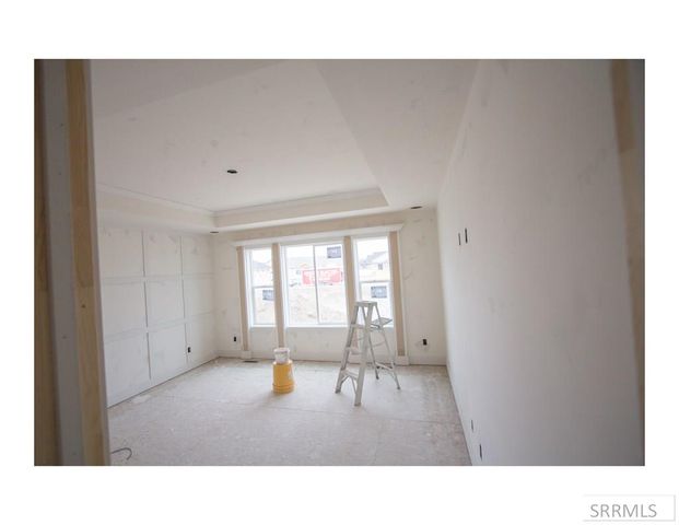 1660 Tide Pool Drive, Idaho Falls, ID 83404