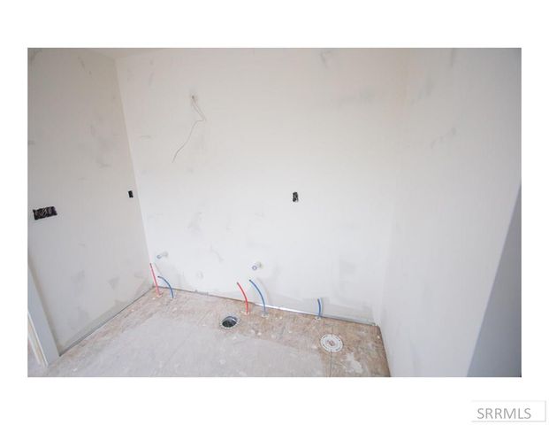 1660 Tide Pool Drive, Idaho Falls, ID 83404