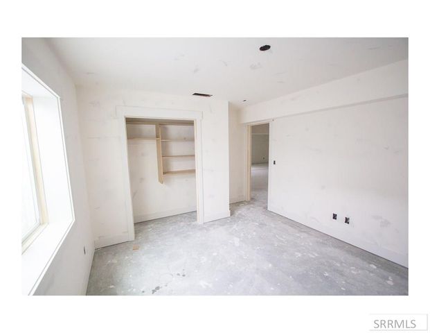 1660 Tide Pool Drive, Idaho Falls, ID 83404