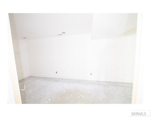 1660 Tide Pool Drive, Idaho Falls, ID 83404