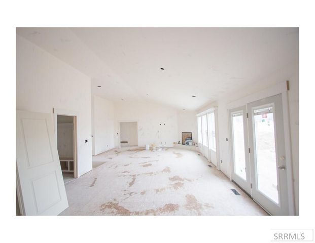 1660 Tide Pool Drive, Idaho Falls, ID 83404