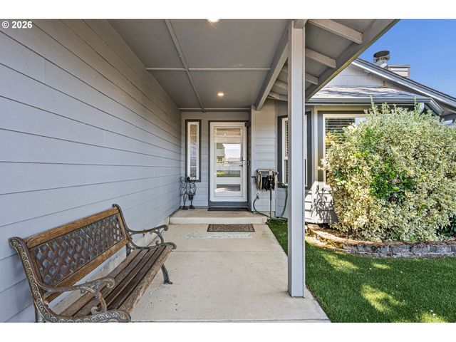 4567 CAMBON St, Eugene, OR 97402