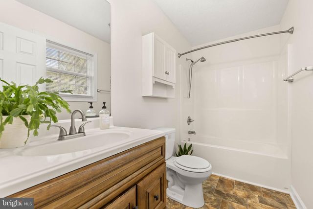 170 CLUBHOUSE CT, Woodstock, VA 22664