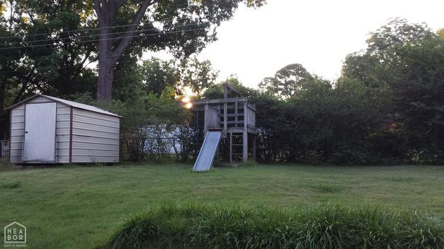 1916 Crestview, Jonesboro, AR 72401