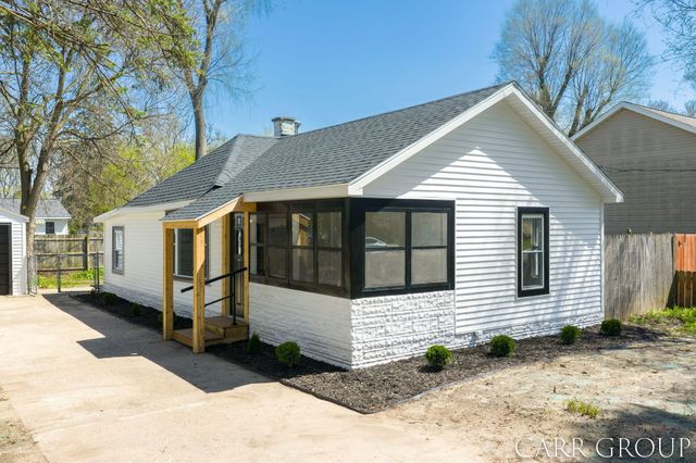 3230 Highgate Avenue SW, Wyoming, MI 49509
