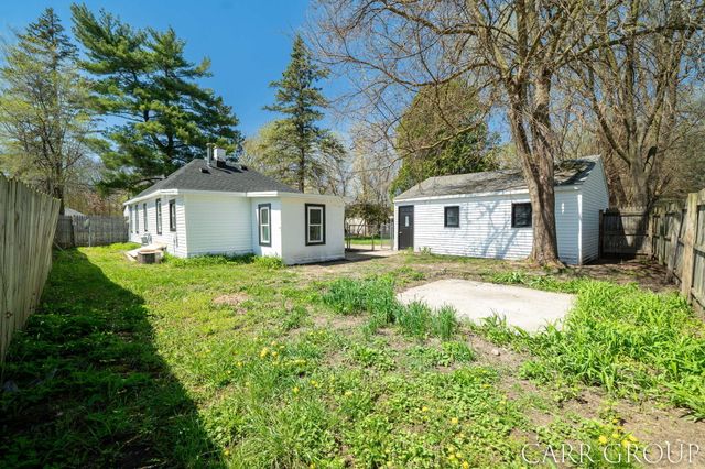 3230 Highgate Avenue SW, Wyoming, MI 49509