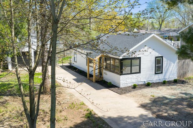 3230 Highgate Avenue SW, Wyoming, MI 49509