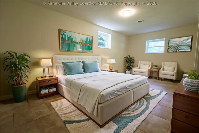 306 Lake Drive, Hurricane, WV 25526