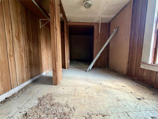 713 Regusta Richard Avenue, Cleveland, TX 77327