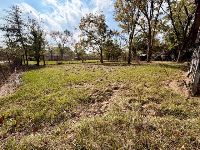 713 Regusta Richard Avenue, Cleveland, TX 77327