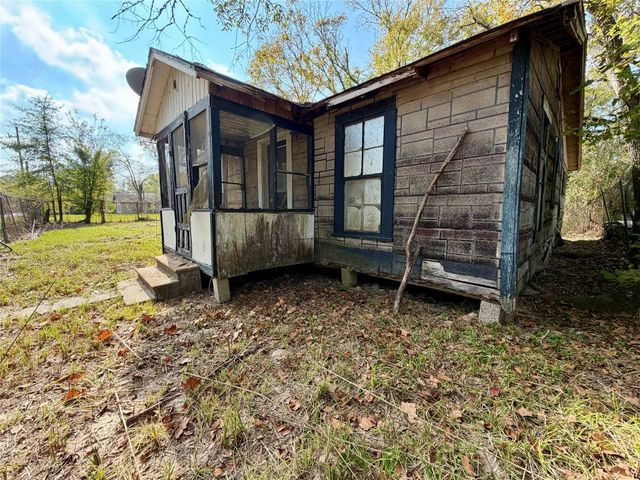 713 Regusta Richard Avenue, Cleveland, TX 77327