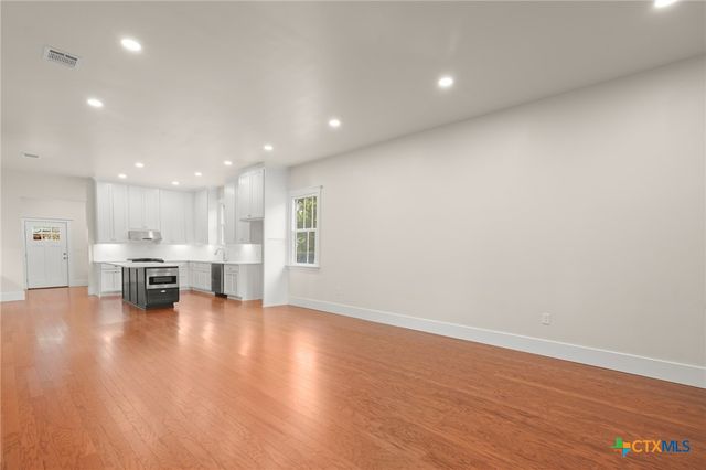 608 Cibilo, Lockhart, TX 78644
