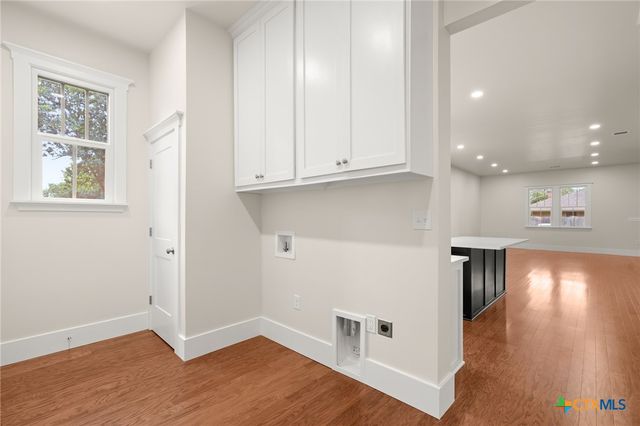 608 Cibilo, Lockhart, TX 78644