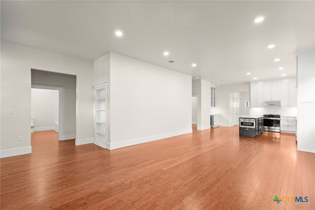 608 Cibilo, Lockhart, TX 78644