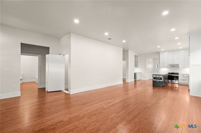 608 Cibilo, Lockhart, TX 78644