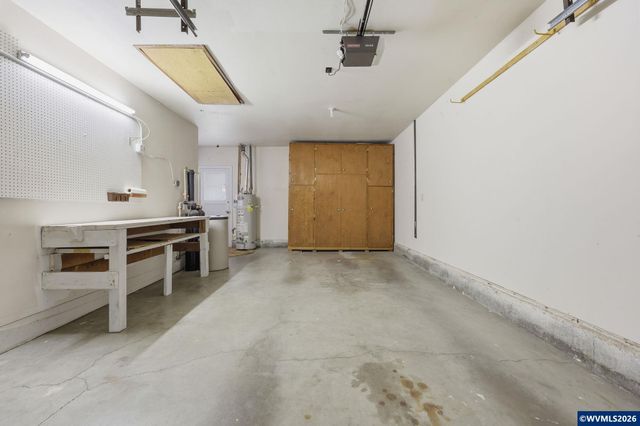 1383 Thompson Rd, Woodburn, OR 97071