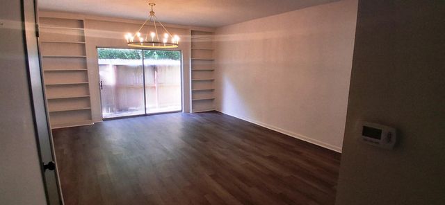 14703 Barryknoll Lane 26, Houston, TX 77079
