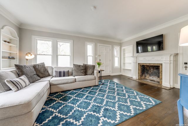 206 Claremont, San Antonio, TX 78209